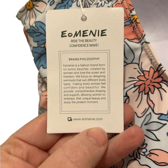 EOMENIE Floral One‑Piece Swimsuit – 2XL – Supportive, Ruched - Picture 5 of 6